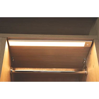 450mm Rechargeable Light Bar with PIR - Image 4